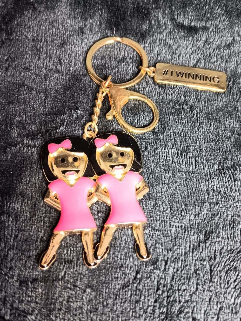 DOIY Twinning Metal Emoji Girls Keychain with #TWINNING Tag
